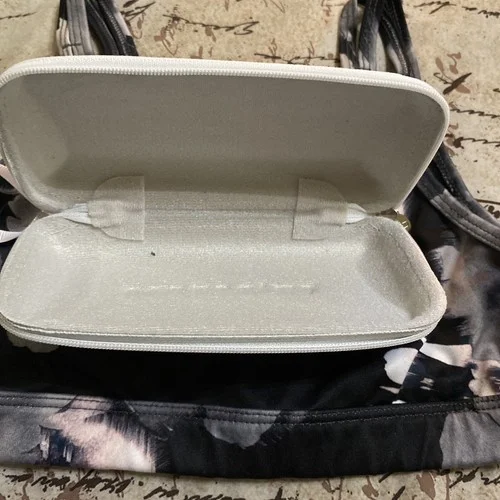 wearme pro eyeglass hard shell case Grey With New Cleaning Cloth 4